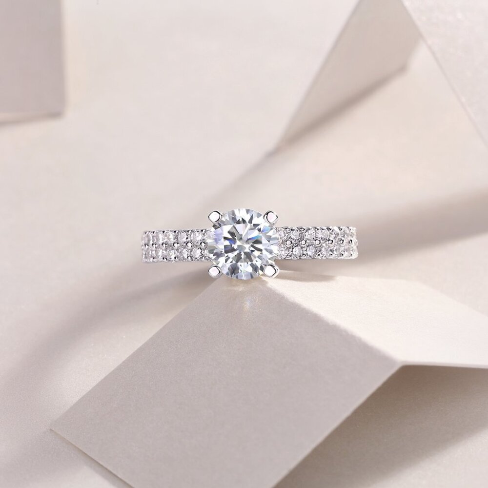925 sterling silver moissanite ring